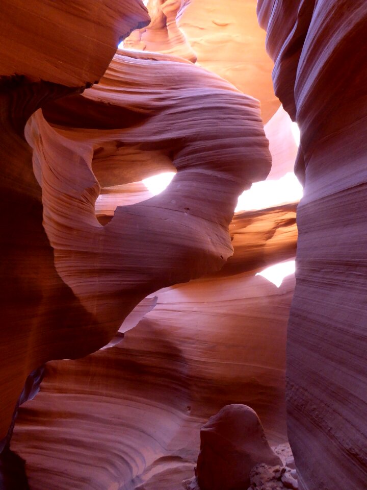 Antelope canyon light photo