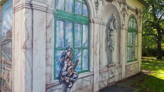 Dresden trafohaus painted