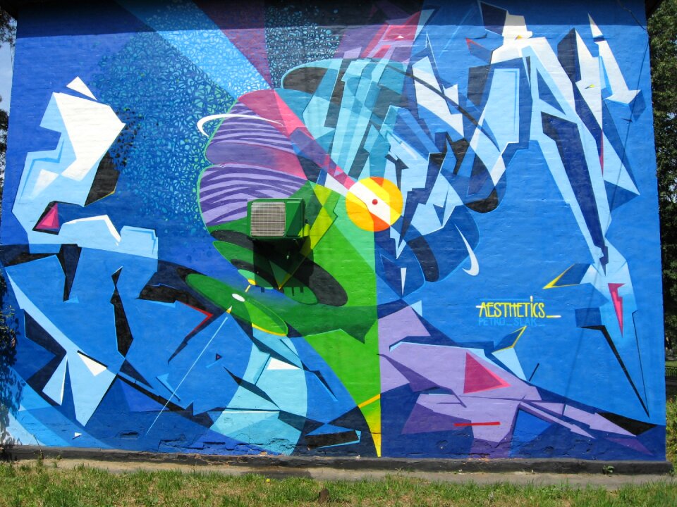 Graffiti vyksa street art