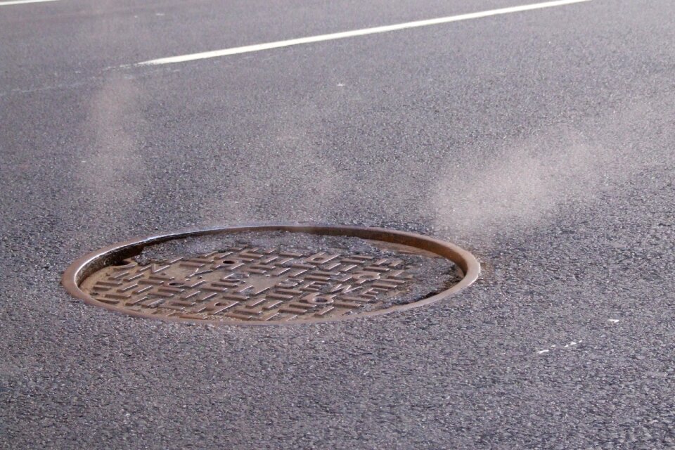 Metro cover ground