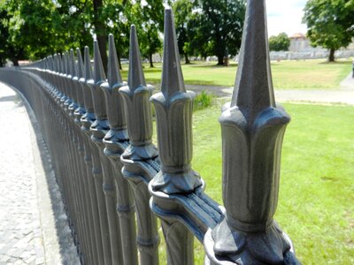 Steel limit metal