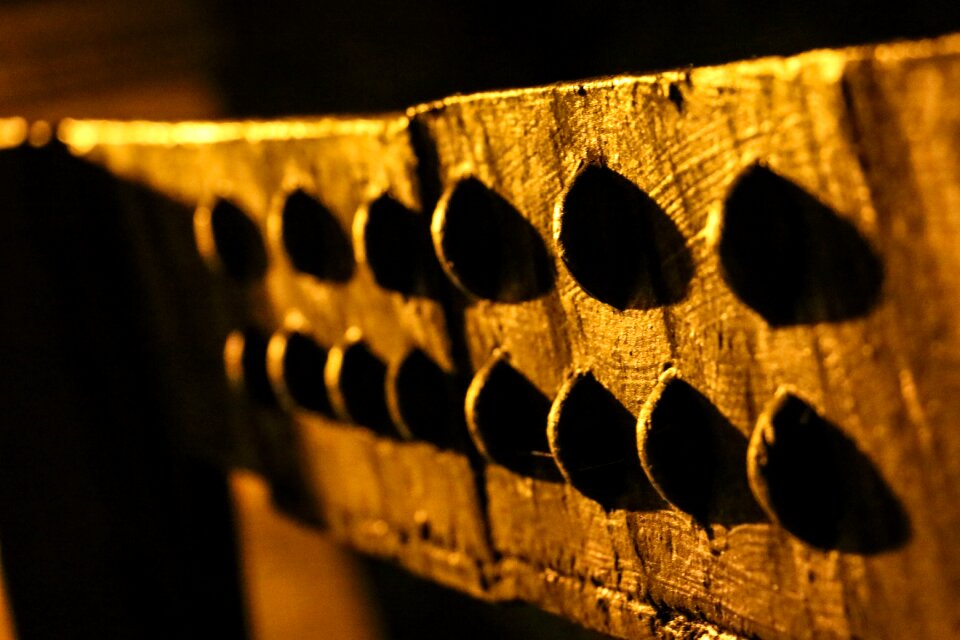 Bridge screw metal