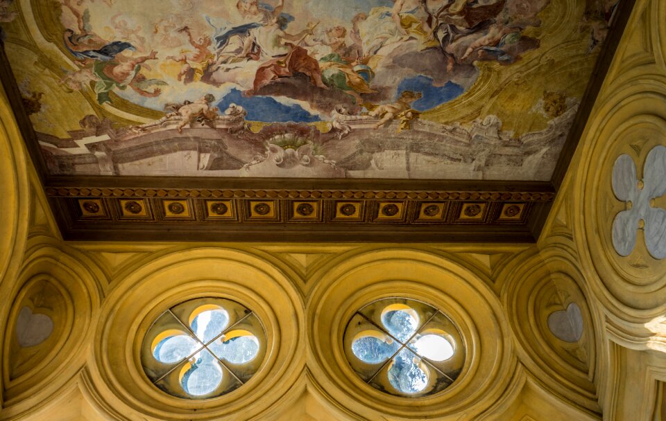 Art painted architecture