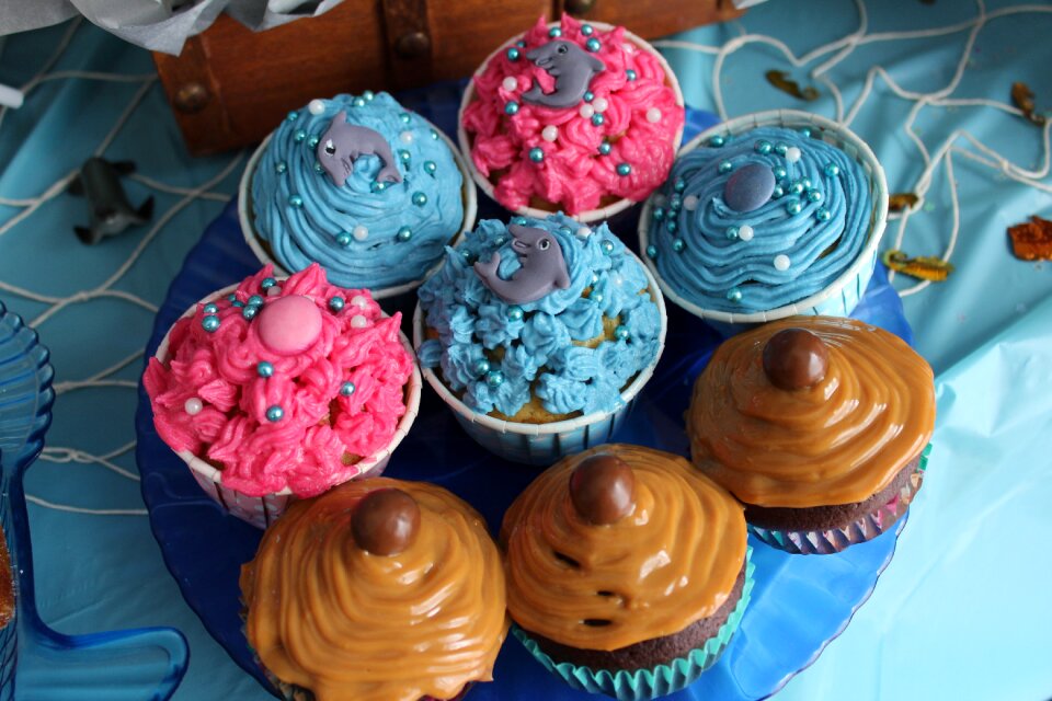 Dessert frosting celebration