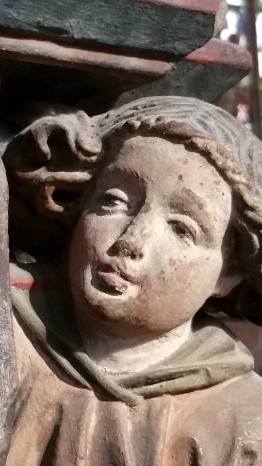 Nuremberg frauenkirche sculpture