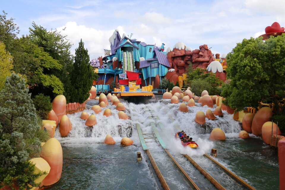 Amuse water park ride