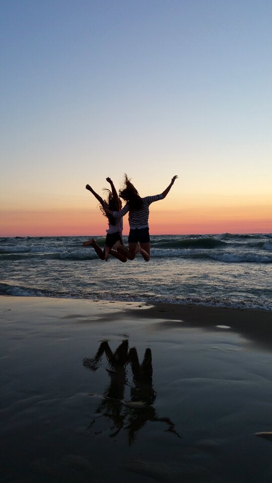 Jumping cheer
