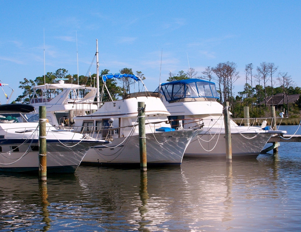 Mooring harbor travel
