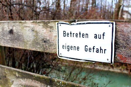 Bridge travel german