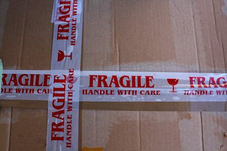 Fragile cardboard packaging package