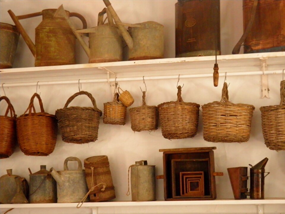 Watering can weave wicker