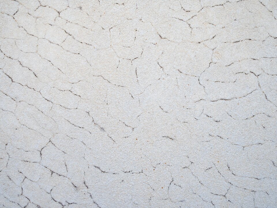 Cracks white black