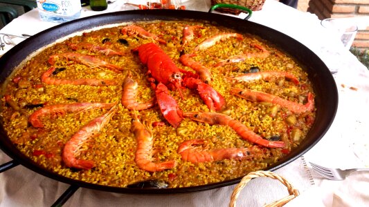 Paella lobster rice