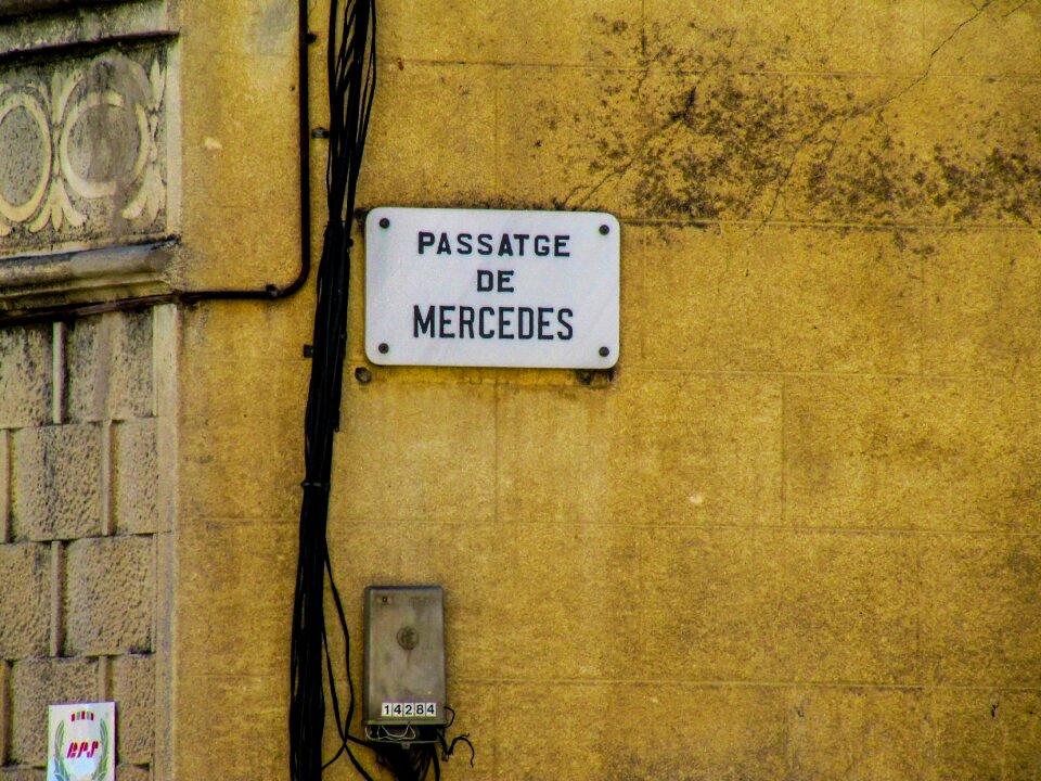 Road barcelona mercedes