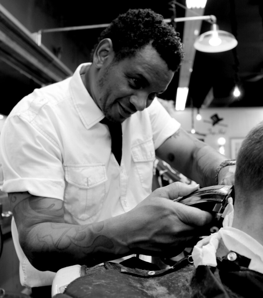 Salon hairdresser cut