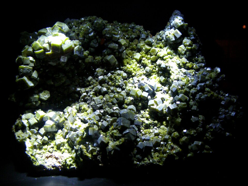 Crystal quartz minerals
