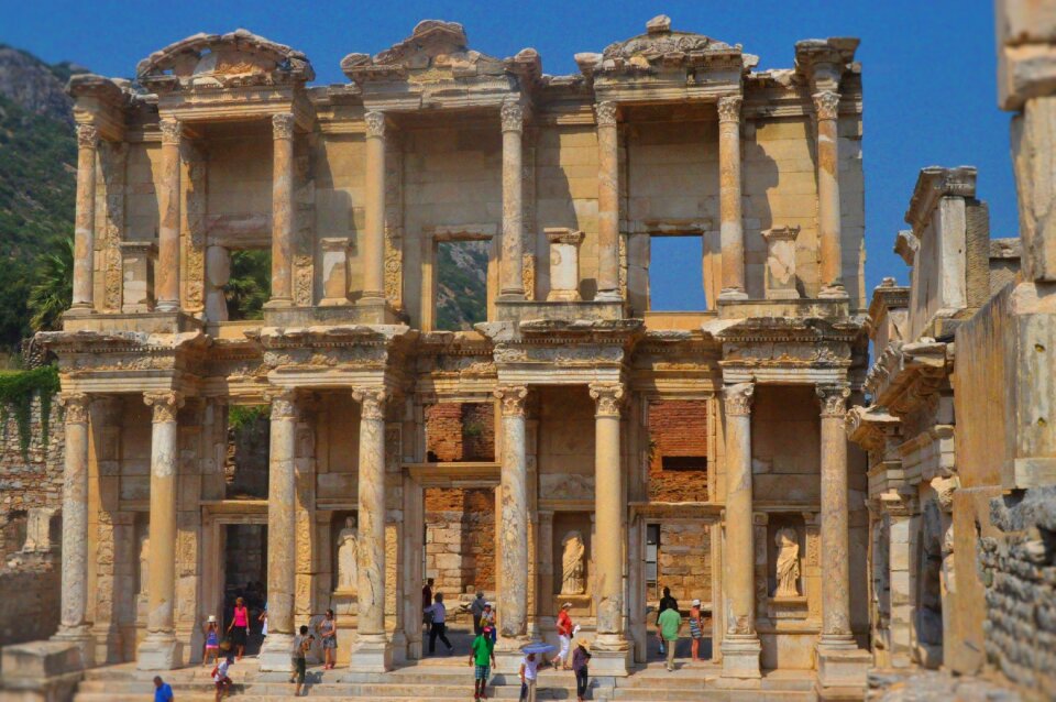 Ruin ancient architecture