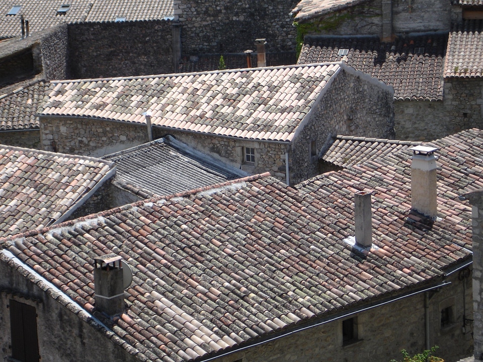 House houses stone house