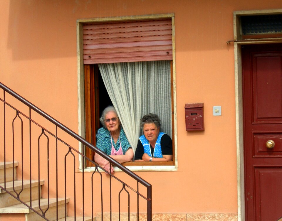 Italy ladies at the windows