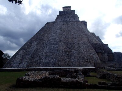 Maya yucatan pyramid photo