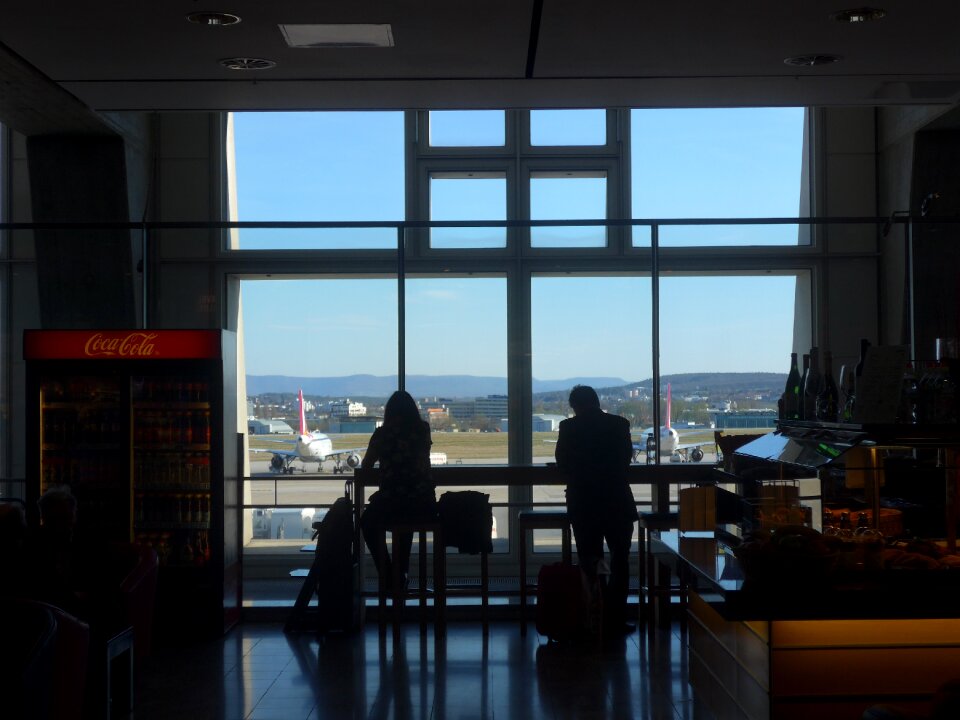 Window bar human