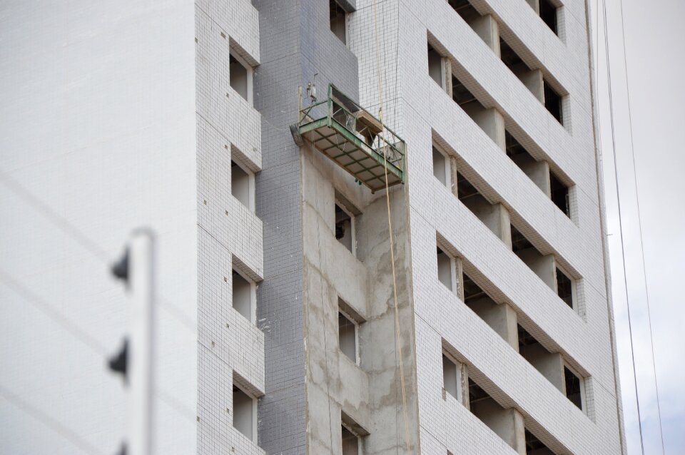 Buildings scaffolding height