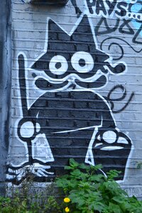 Painting london street art