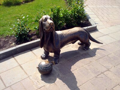 Charity bronze dachshund
