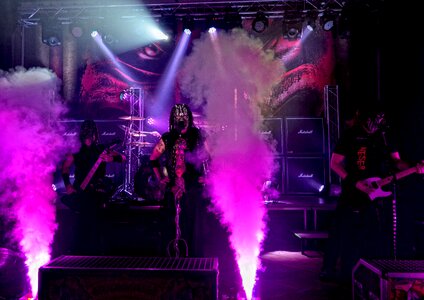 Band lights smoke