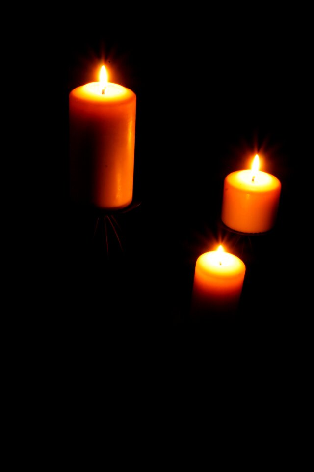 Light burn wax candle