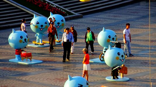 Chinese travel modern