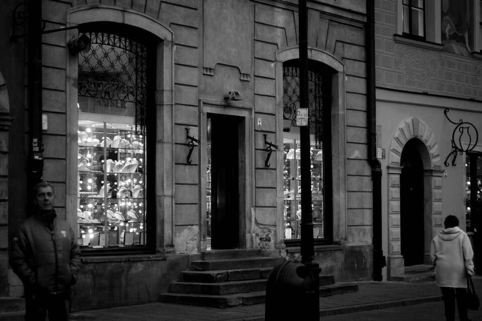 City loneliness memory