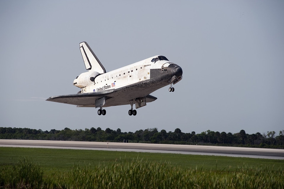 Landing spaceport cape canaveral
