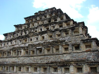 Pyramid tajín tajin