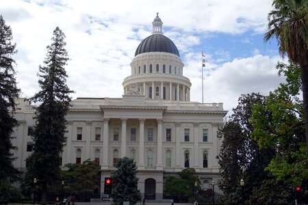 Sacramento governor senate