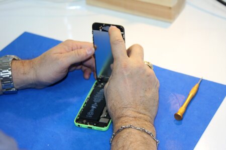 Cell damaged screen