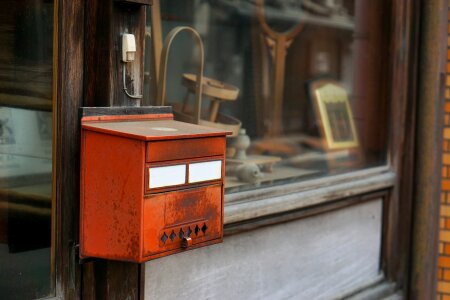 Delivery mail letters