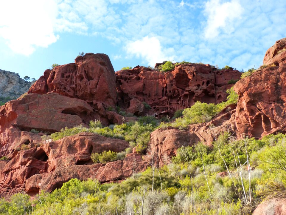 Red rocks montsant texture