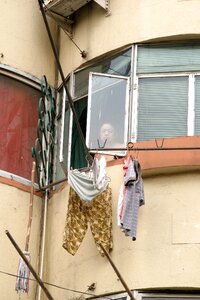 Window barren depression