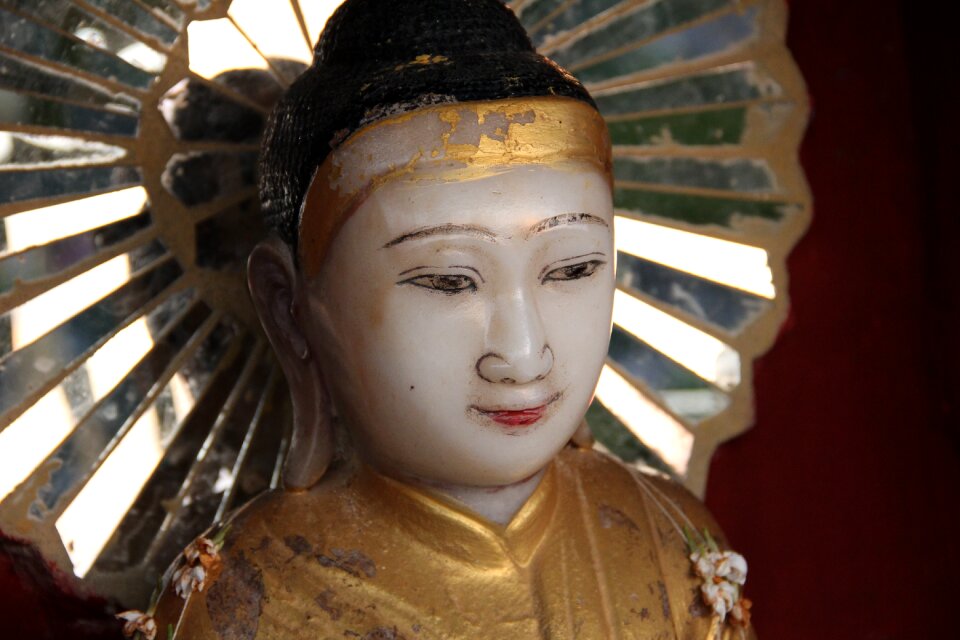 Asia gilded transcendence