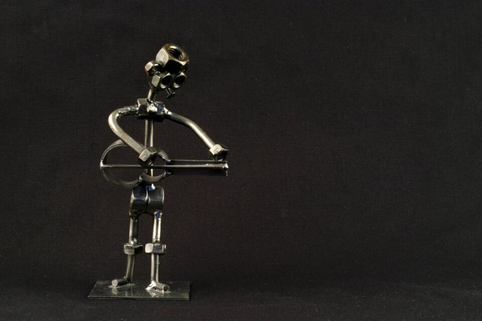 Music figure metal