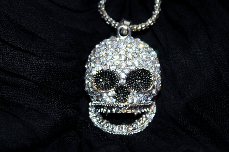 Necklace rhinestone silver