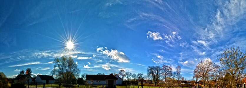 Sky sun rays photo