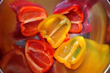 Culinary pepper foods coloured