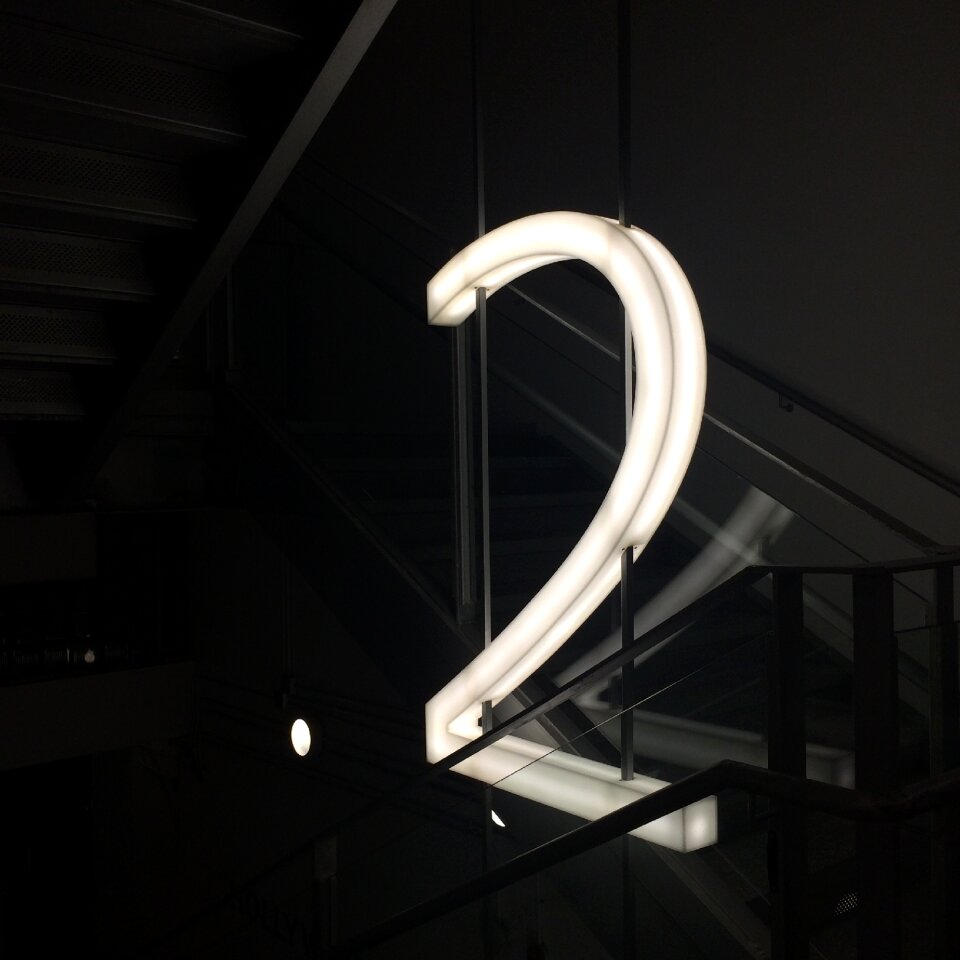 Signboard lighting illuminated signage