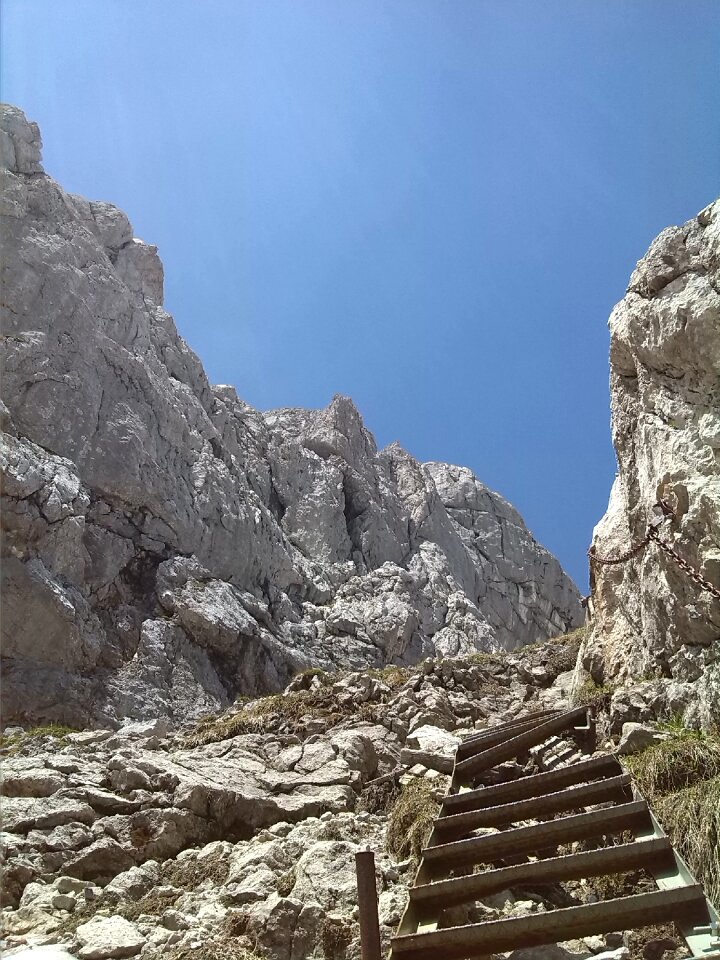 Tour sunny climbing