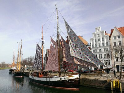 Lübeck sailor historically