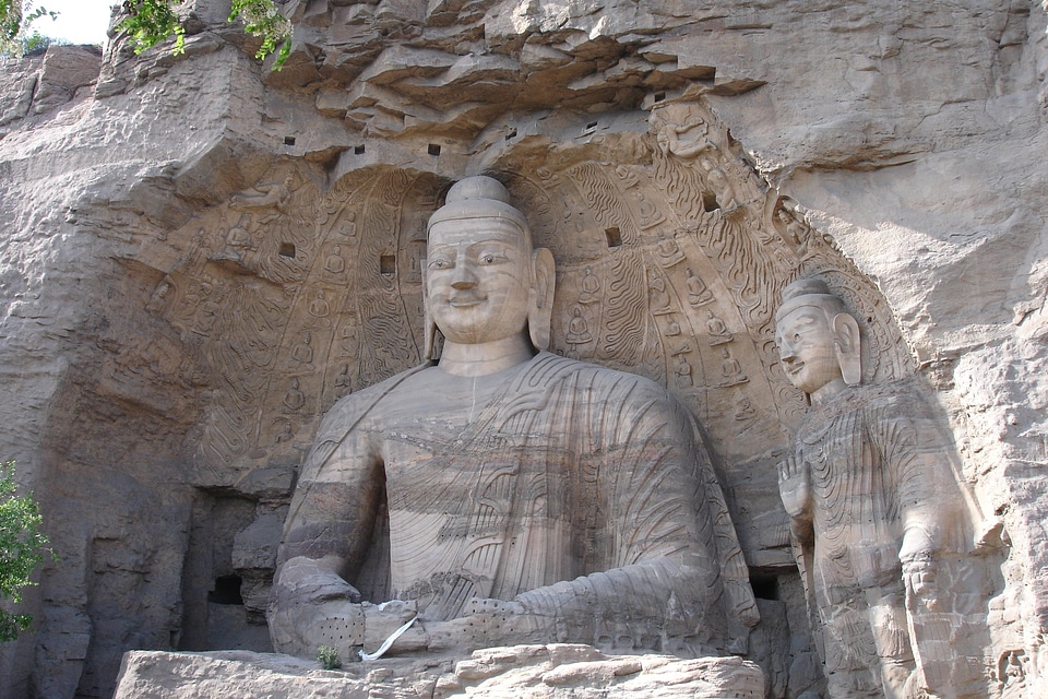 Statue datong yungang grottoes
