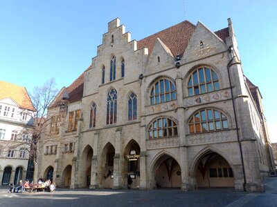 Historically facade building