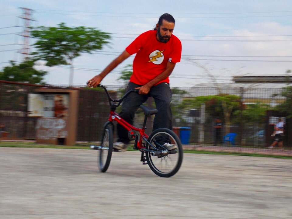 Bmx flatland maneuver